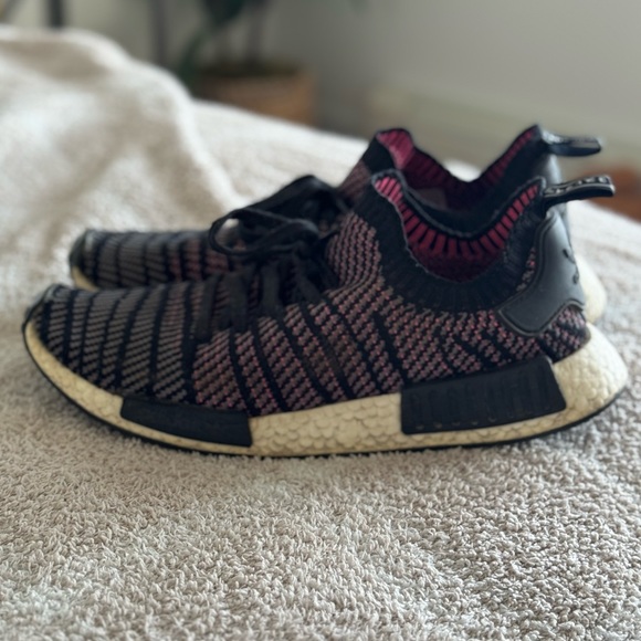 Adidas Primeknit “Solar Pink” NMDS - Picture 4 of 8